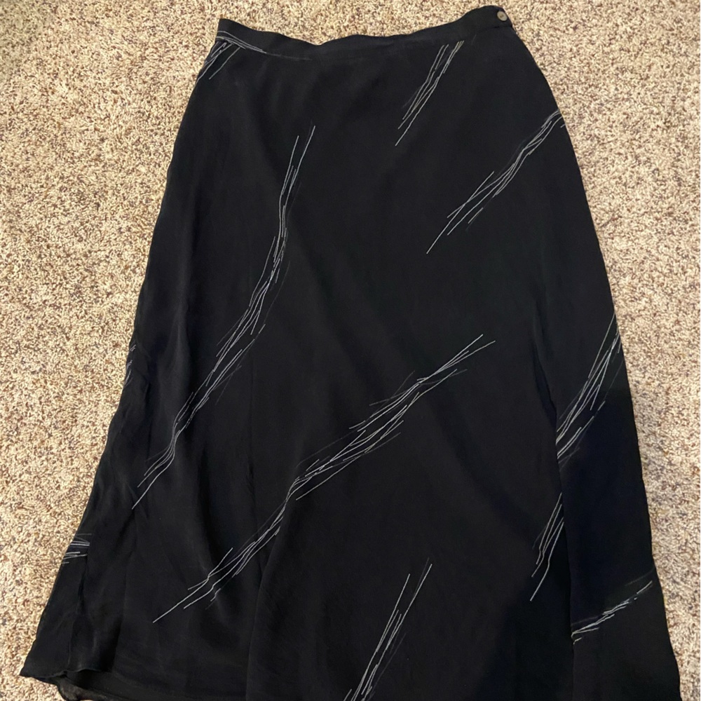 August Silk size 14 black and white maxi skirt.
